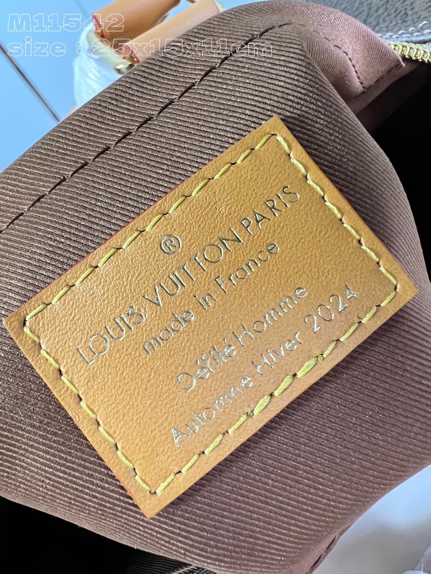High Quality Luxury Louis Vuitton Keepall Bandoulière 25 M11542 product detail
