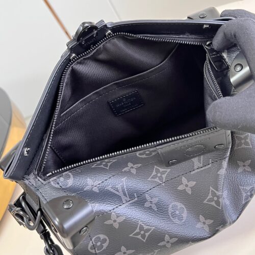 High Quality Luxury Louis Vuitton Soul Trunk East West M11744 product detail