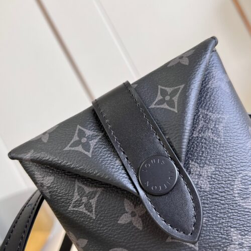 High Quality Luxury Louis Vuitton Envelope Pouch M11613 alternate view