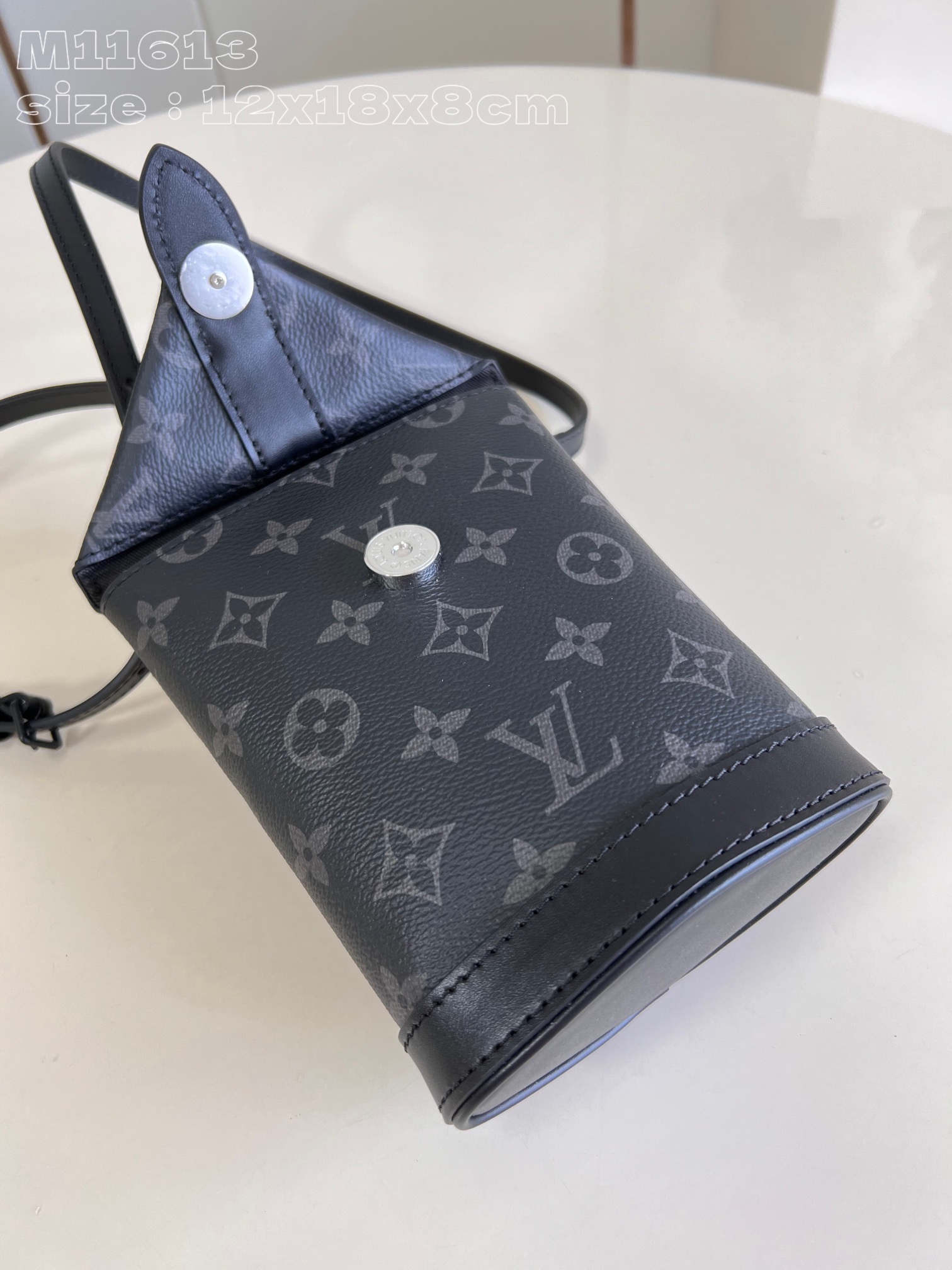 High Quality Luxury Louis Vuitton Envelope Pouch M11613 product detail