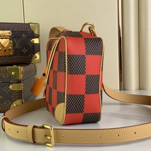 Louis Vuitton Chess Messenger N40561/N40562/N40563/N40547/N40548 product photo 3