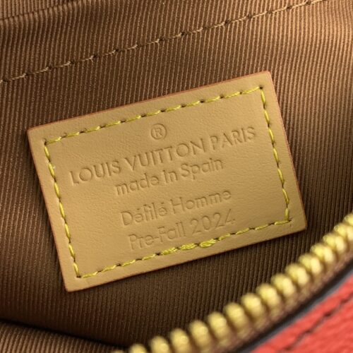 Louis Vuitton Chess Messenger N40561/N40562/N40563/N40547/N40548 product photo 10