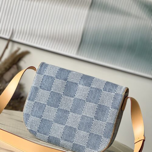 High Quality Luxury Louis Vuitton Montsouris Messenger MM N40743 product detail