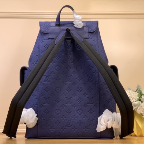 Louis Vuitton Christopher MM M11688 product photo 3