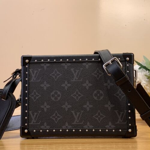 Louis Vuitton Clutch Box M20251 product photo 1