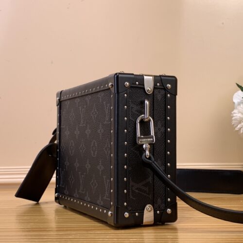 Louis Vuitton Clutch Box M20251 product photo 2