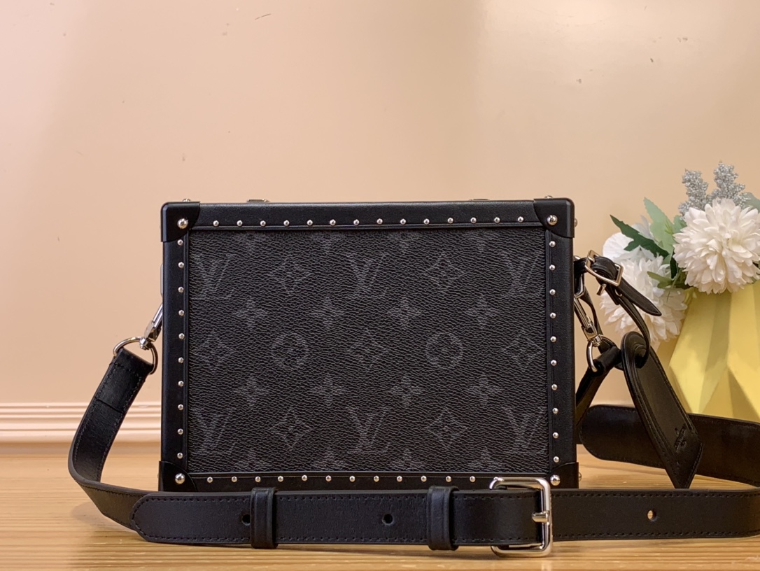 High Quality Luxury Louis Vuitton Clutch Box M20251 product detail