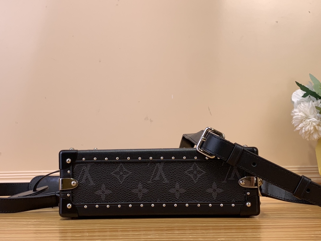 High Quality Luxury Louis Vuitton Clutch Box M20251 product detail