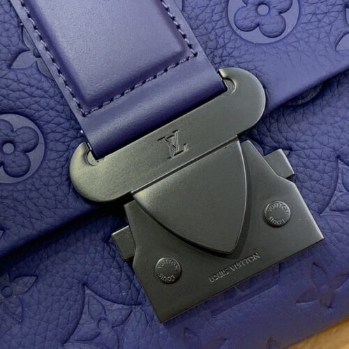 High Quality Luxury Louis Vuitton S-Cape Messenger M11692 product detail