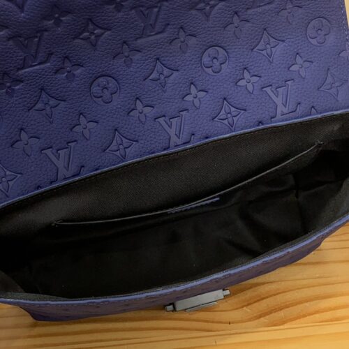 High Quality Luxury Louis Vuitton S-Cape Messenger M11692 product detail