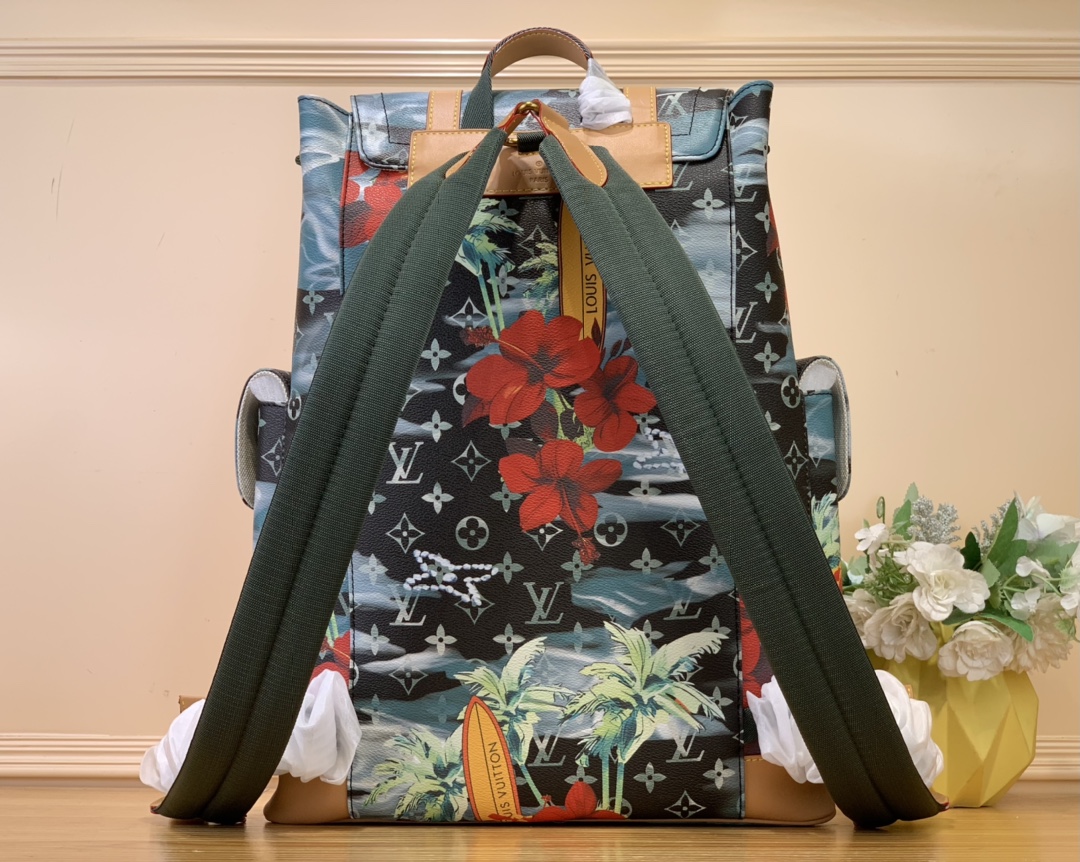 High Quality Luxury Louis Vuitton Christopher MM M24996 product detail