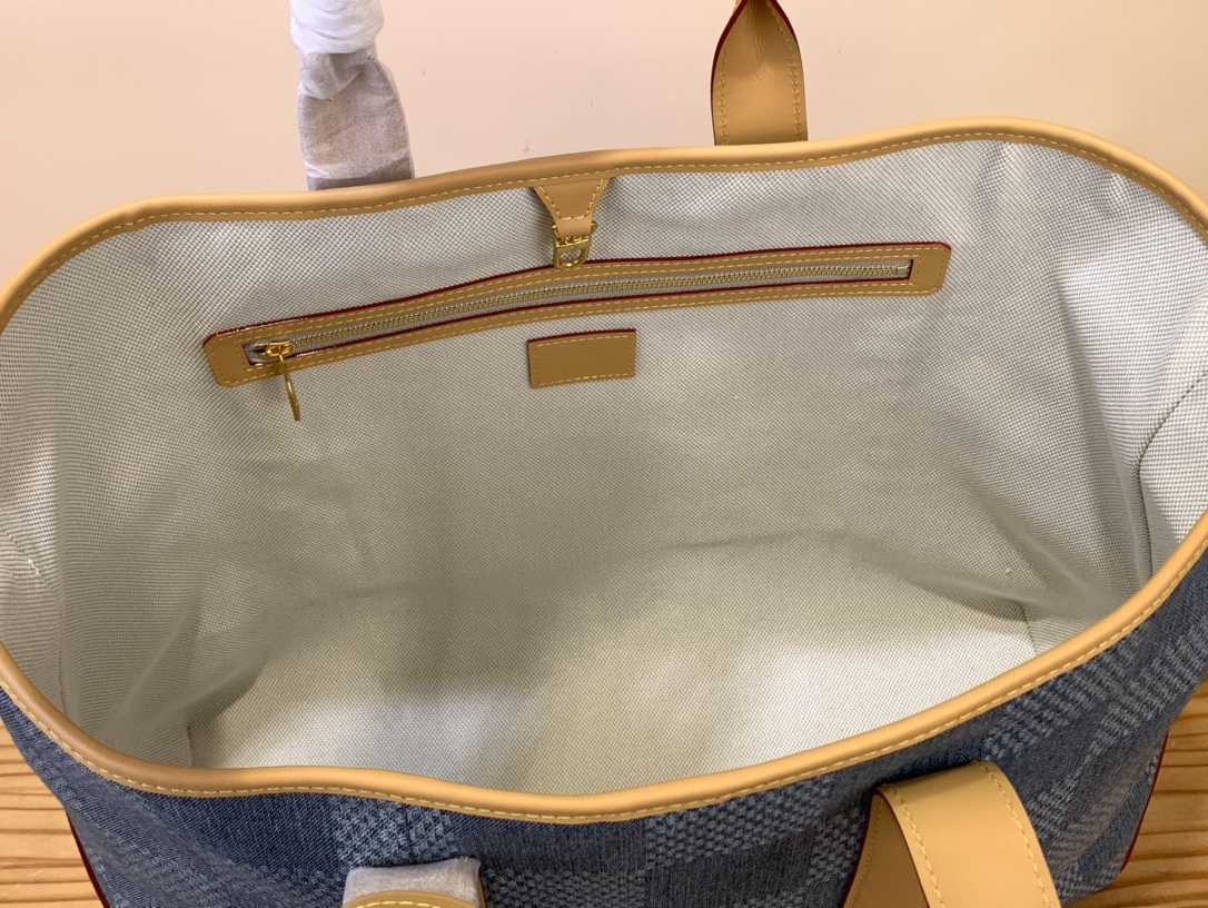 High Quality Luxury Louis Vuitton Weekend Tote N40702 product detail