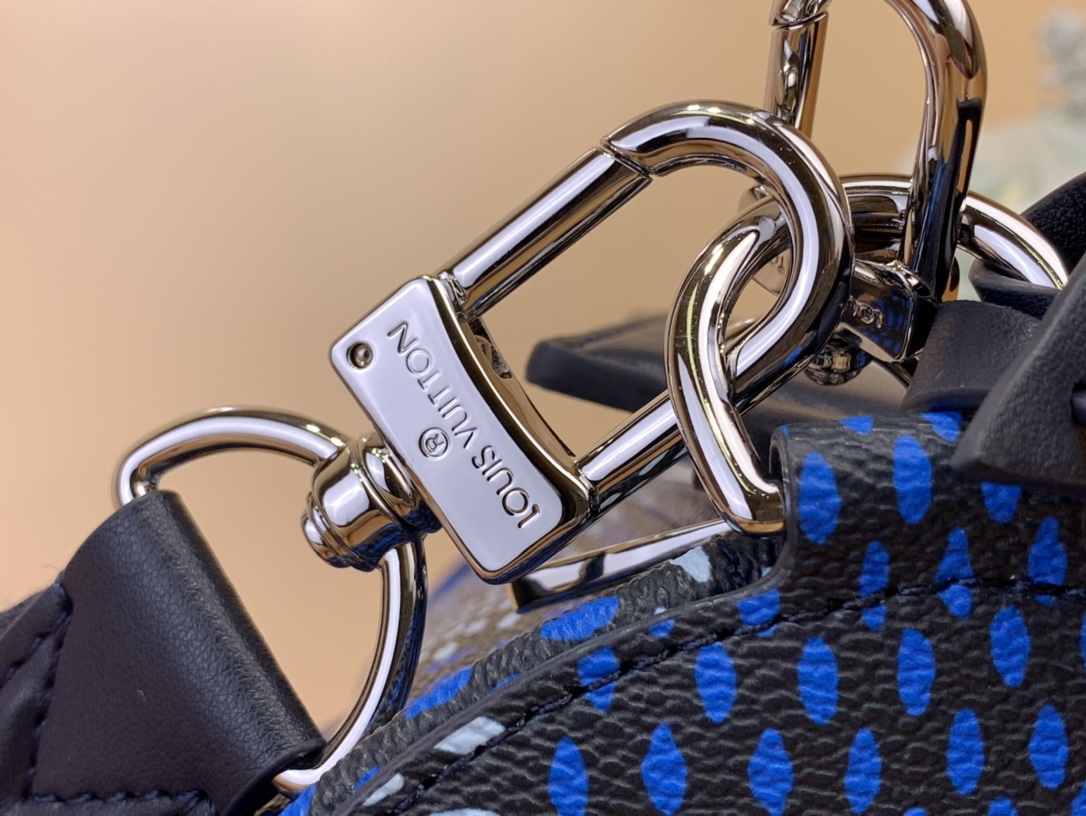 High Quality Luxury Louis Vuitton Soft Polochon PM N40695 product detail