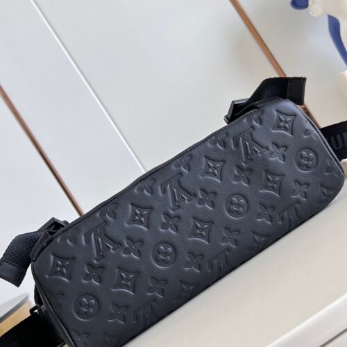 High Quality Luxury Louis Vuitton Messenger Voyager PM M25121 product detail