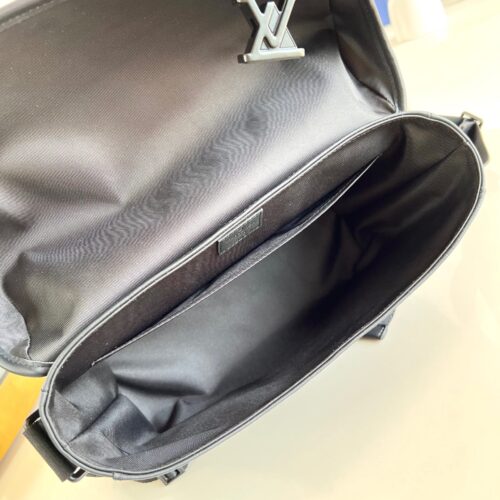 High Quality Luxury Louis Vuitton Messenger Voyager PM M25121 product detail