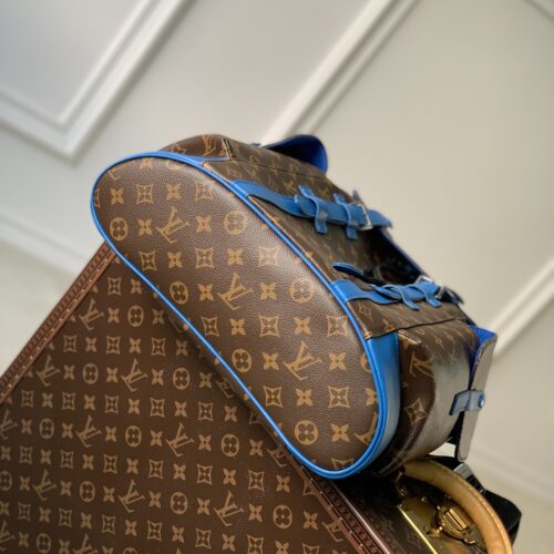 Louis Vuitton Christopher MM M46813 product photo 4