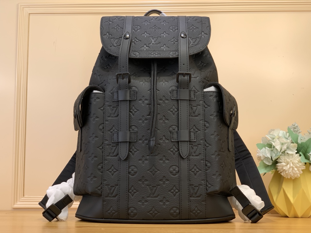 High Quality Luxury Louis Vuitton Christopher MM M55699