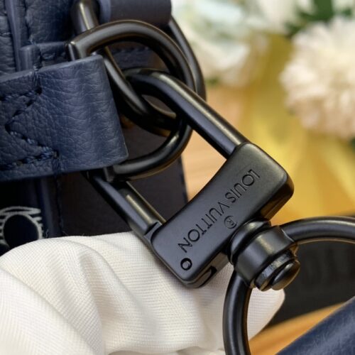 High Quality Luxury Louis Vuitton Trio Messenger M24753 product detail