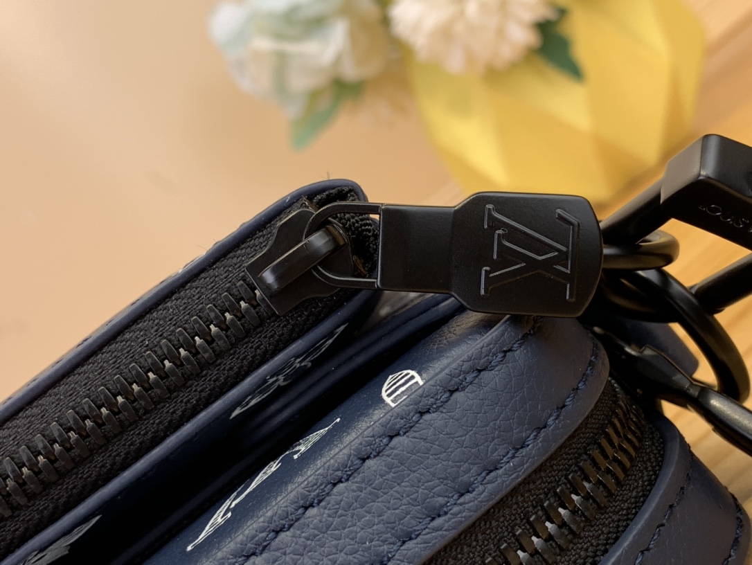 High Quality Luxury Louis Vuitton Trio Messenger M24753 product detail