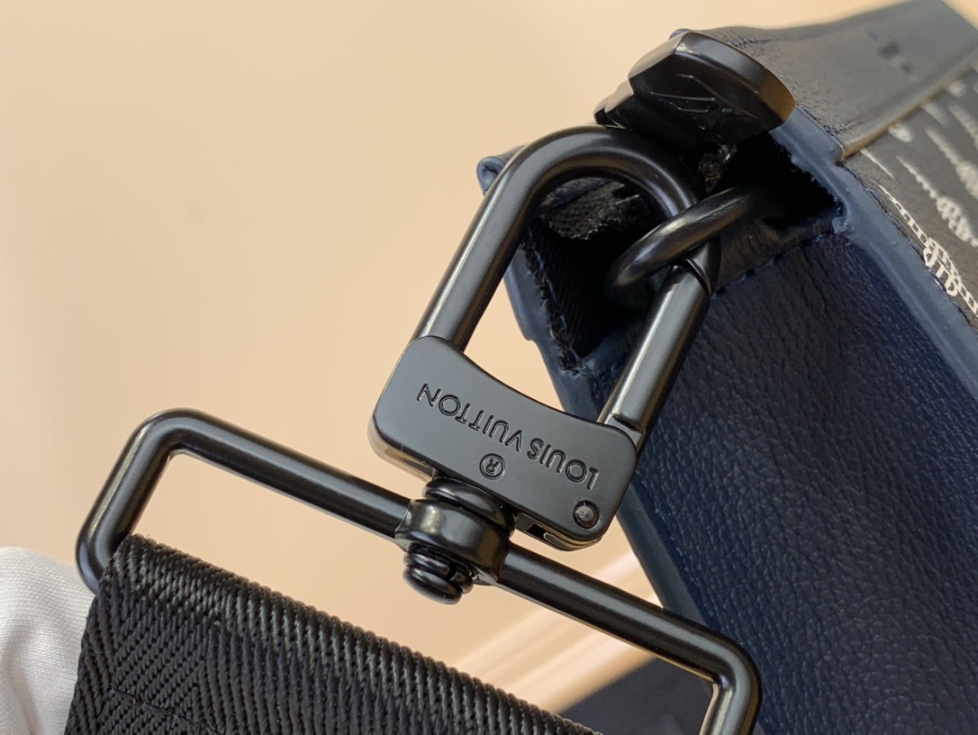 High Quality Luxury Louis Vuitton Gaston Wearable Wallet M83384 product detail