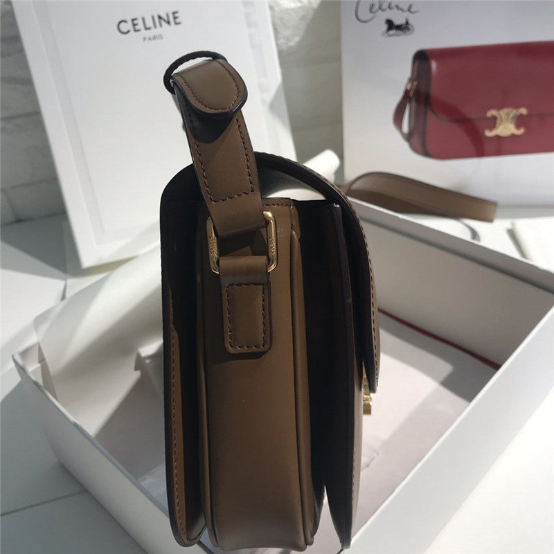 High Quality Luxury Celine Triomphe Medium Bag product detail