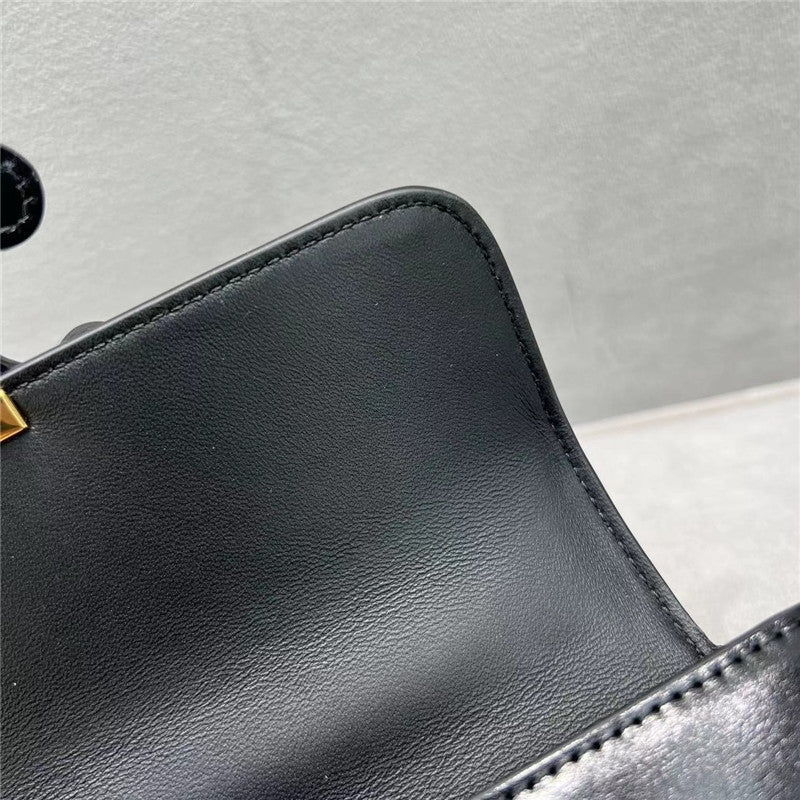 High Quality Luxury Celine Triomphe Chain Shoulder Bag – Style 24988 product detail