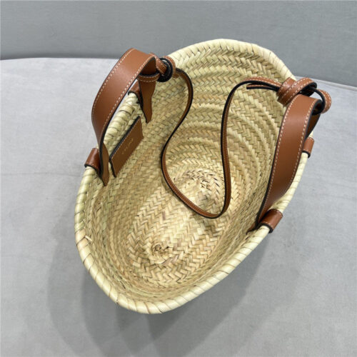 High Quality Luxury Celine Panier Triomphe Bag Medium product detail
