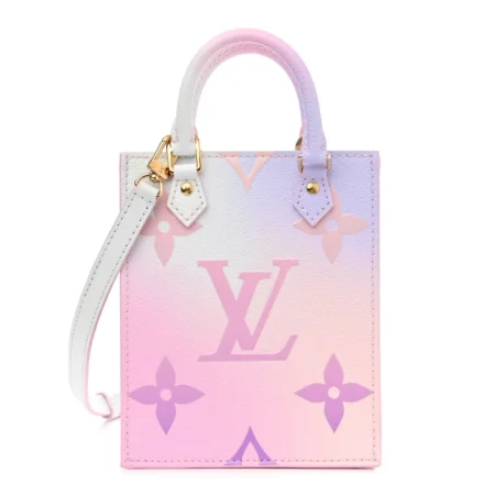 Superfake Handbags: Louis Vuitton Taigarama Duo Slingbag MM Replica