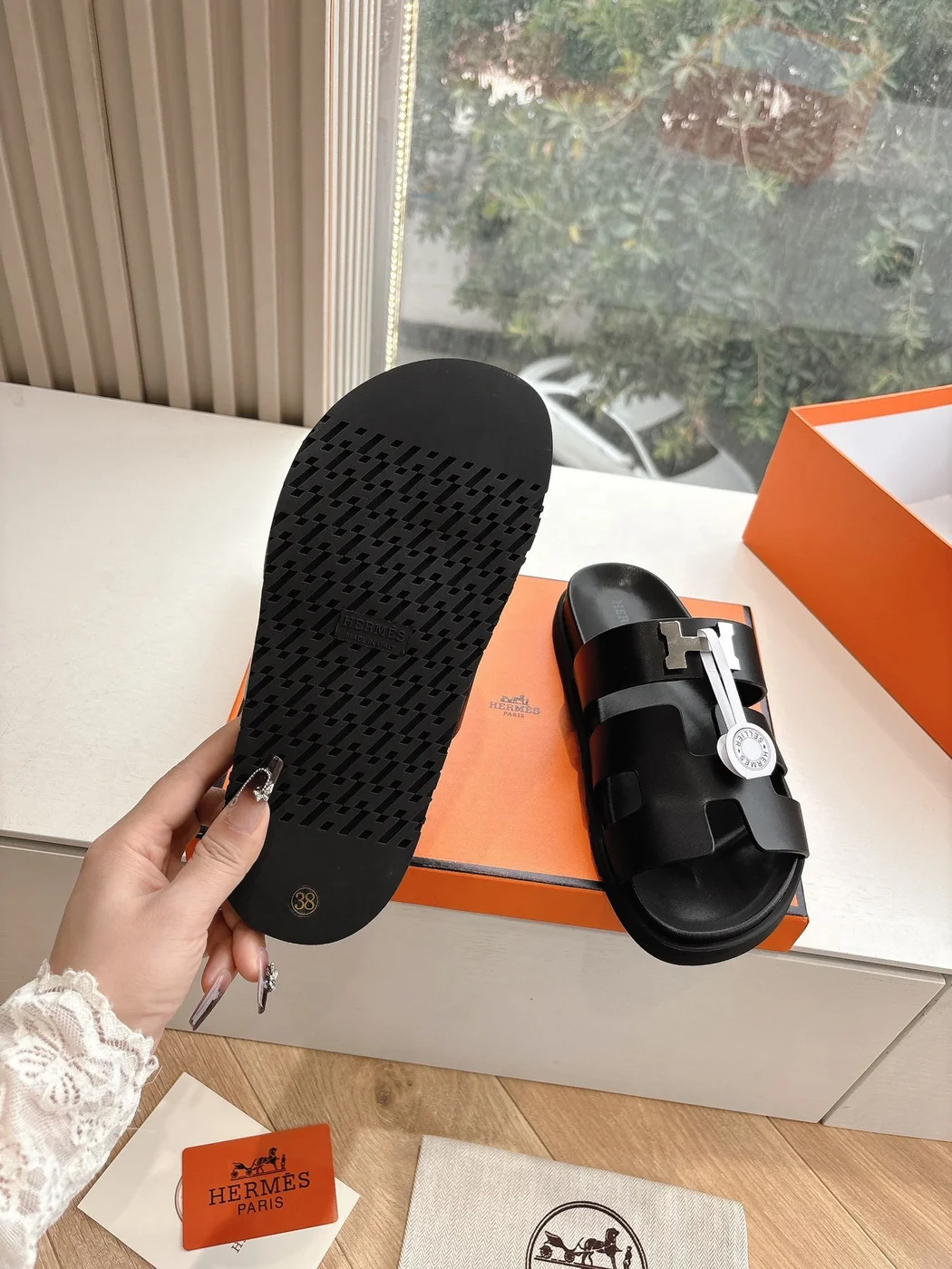 Hermès Women Black Leather Sandals product view 2