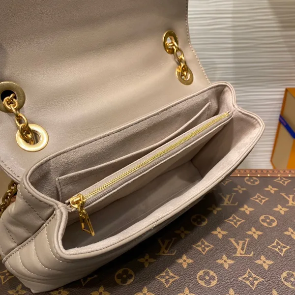 Louis Vuitton New Wave Woman’s Cowhide Leather Handbags 24x14x9cm product view 4