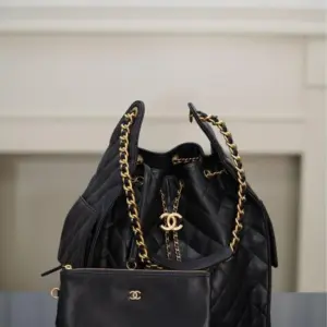 Chanel 25 Caviar Black Large size Bag product view 1