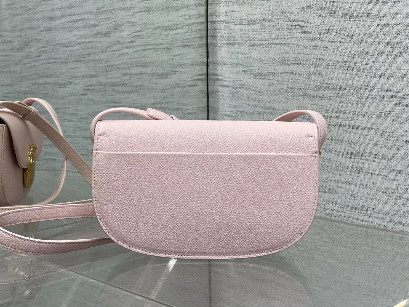 Dior Small Dior Médaillon Flap Bag in Pink product view 2