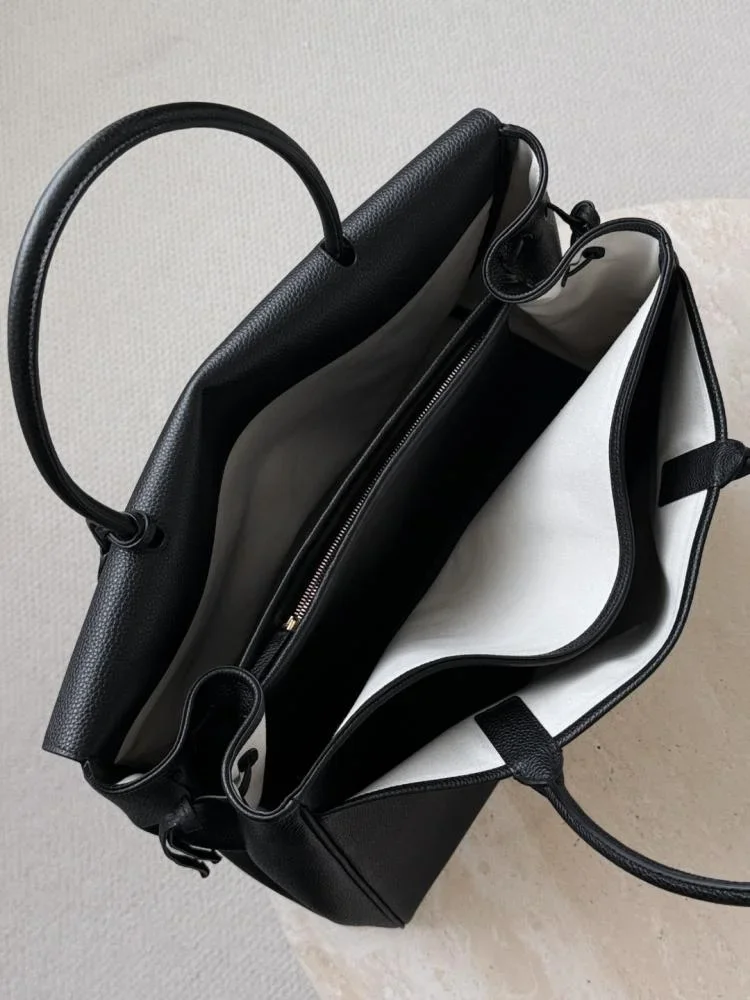 Chanel 26S Large Shopping Tote Bag Spring/Summer 2026 Collection product view 6