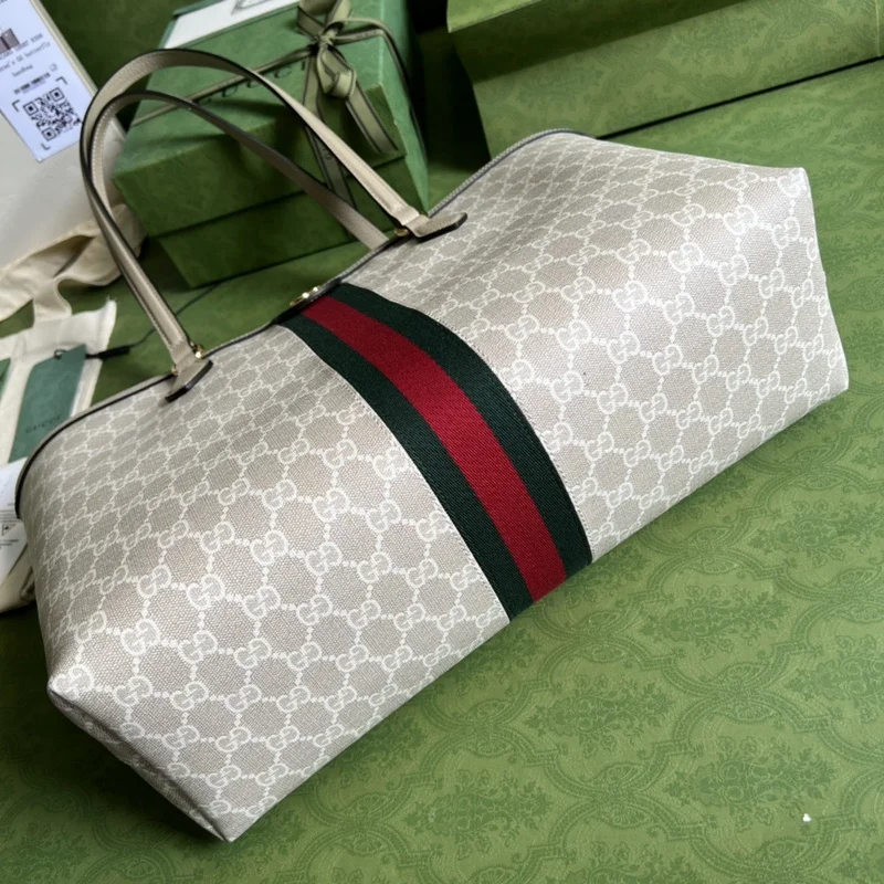Gucci GG Supreme Ophidia Medium Bag product view 3