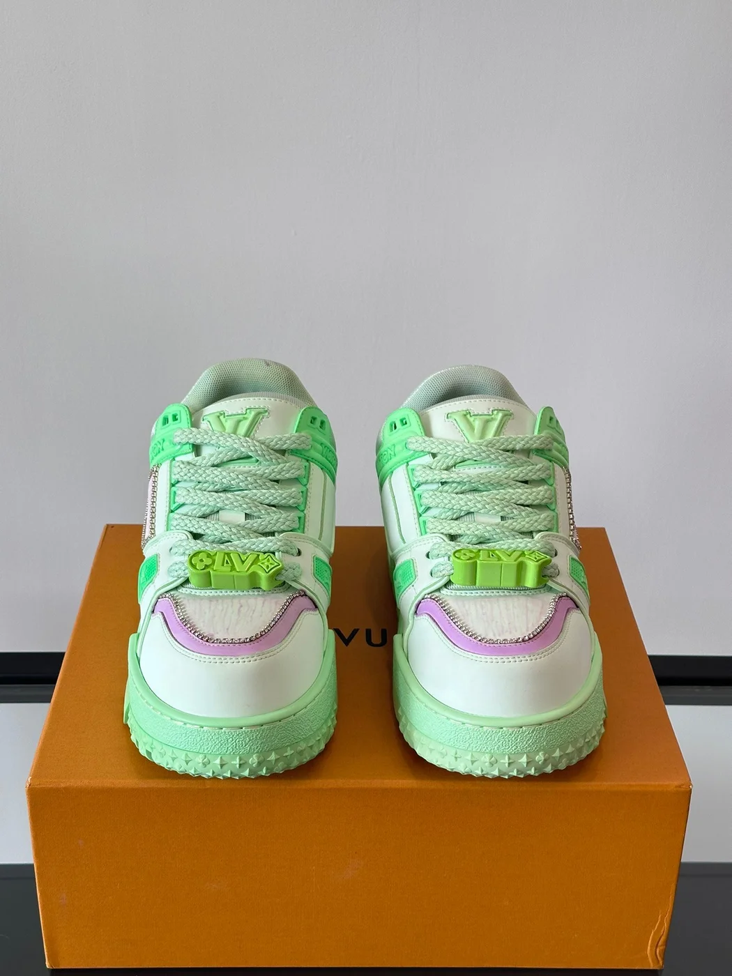 Louis Vuitton Men Light Green Leather Sneakers product view 2