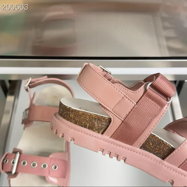 DiorAct model Sandal In pink product view 3