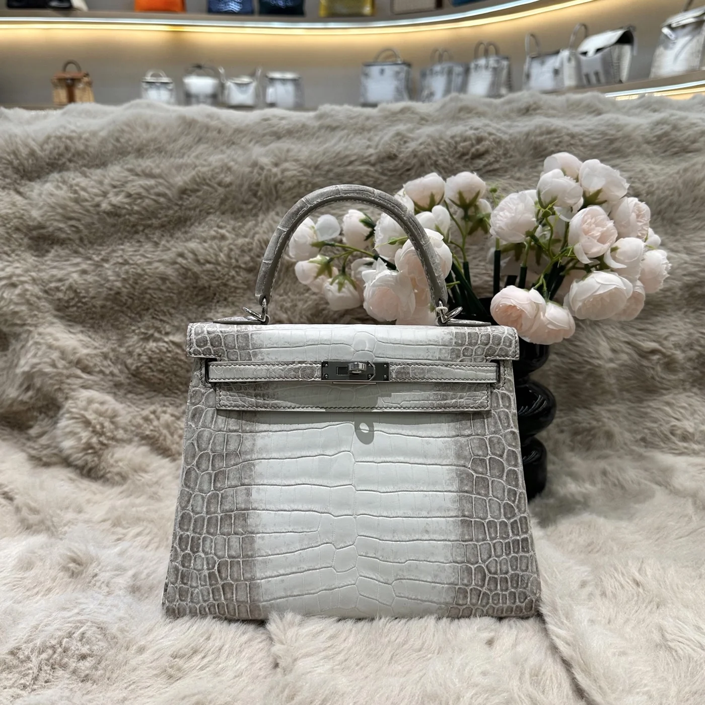 Hermès Kelly 25 cm Himalaya Crocodile Leather Silver Hardware Bag product view 1
