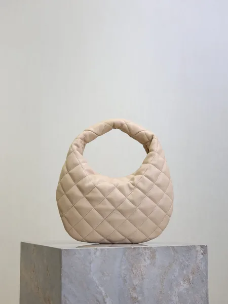 Saint Laurent Icarino 17 In Beige Quilted Gold Hardware Bag product view 2