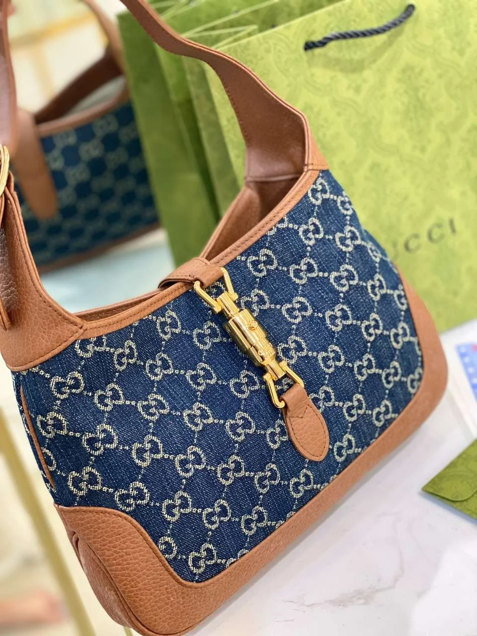 Gucci Jackie 1961 Small Hobo Bag Class 28 cm product view 2