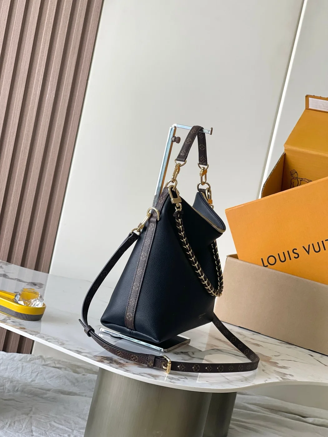 Louis Vuitton Multipass Black M28029 Bag product view 6