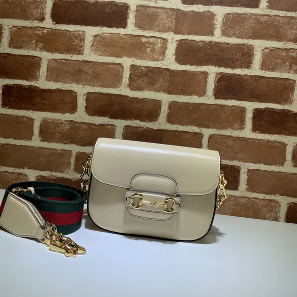 Gucci Horsebit 1955 Soft medium shoulder Bag product view 3