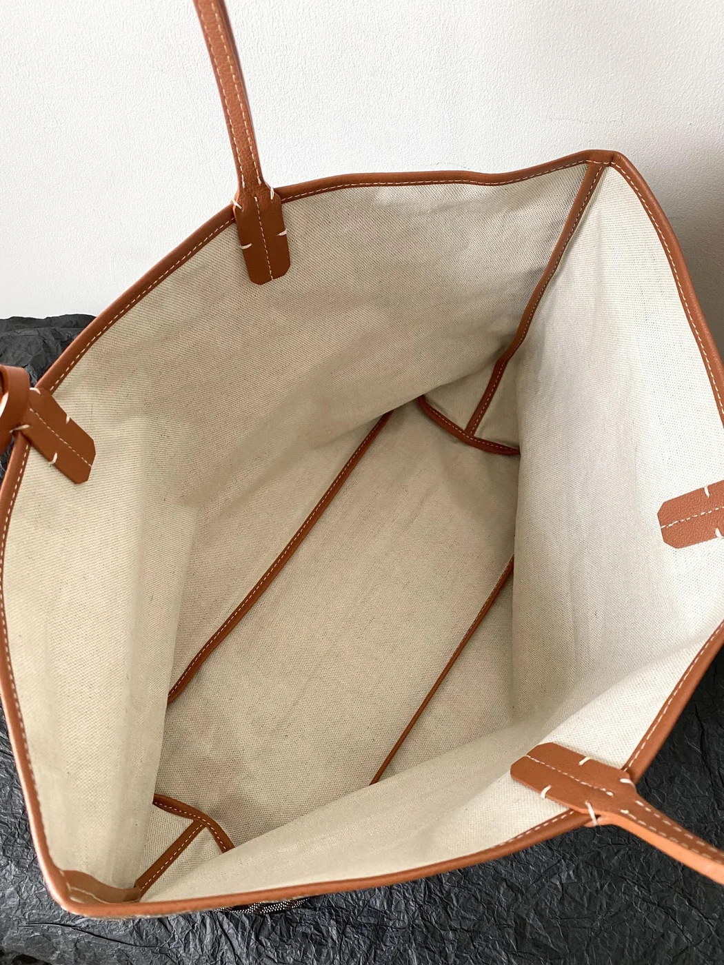 Goyard Goyardine Artois MM Tote Bag product view 3