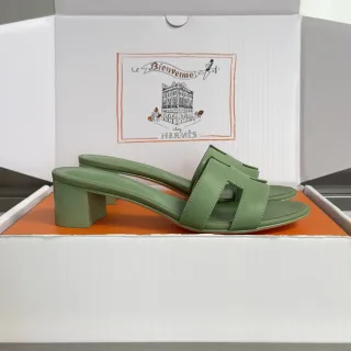 Hermès Oran Heeled Sandals Green product view 2
