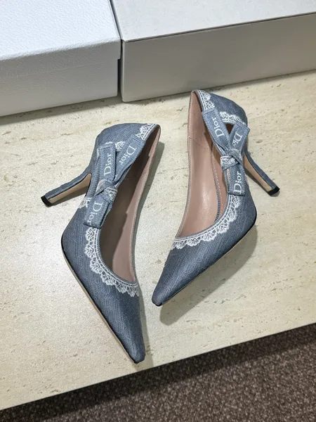 Dior J’Adior slingback pumps product view 1