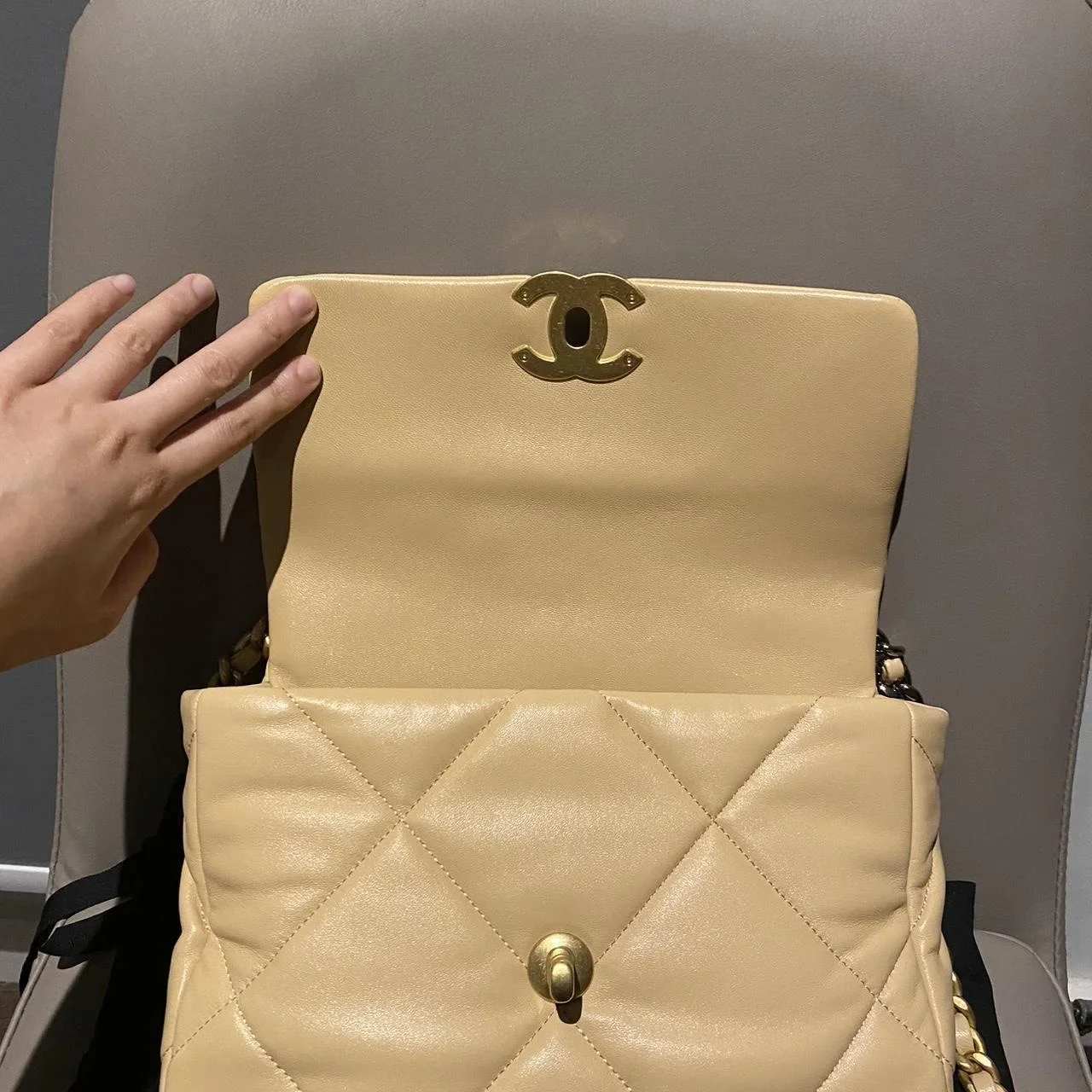 Chanel 19 Flap in Creamy Beige Lambskin Bag product view 4