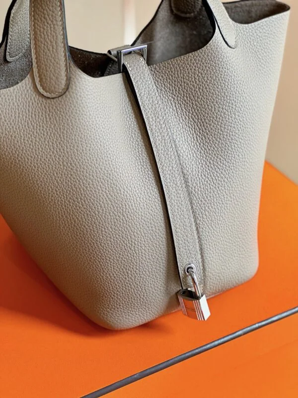 Hermès Picotin 18 Gray togo leather Silver Hardware Bag product view 2