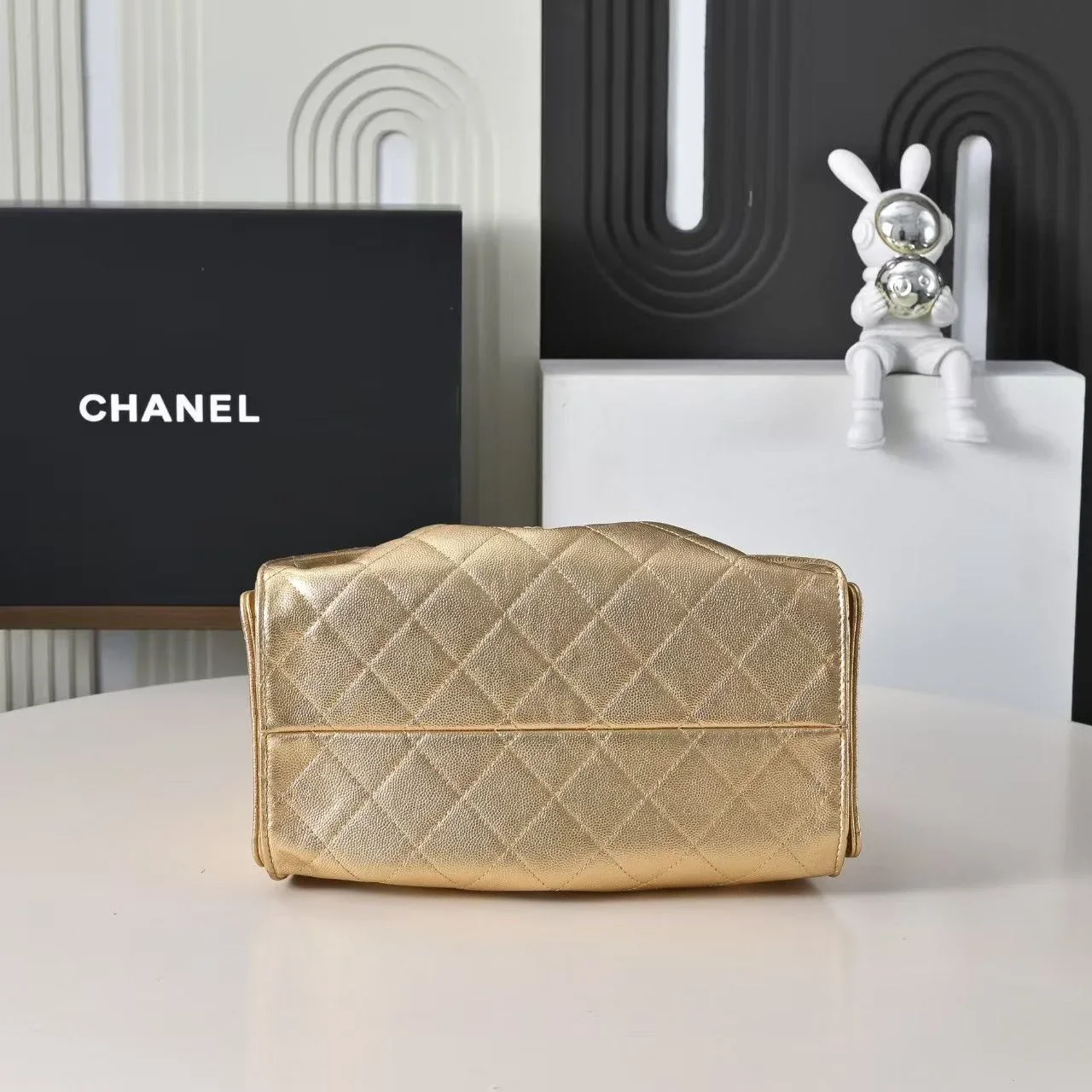 Chanel 25 Small Gold, Gold hardware Bag product view 7