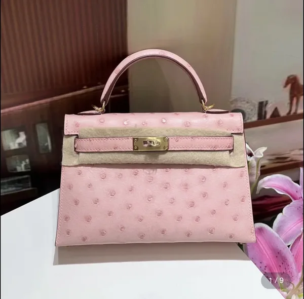 Hermès Mini Kelly in Pink Ostrich leather Bag product view 1