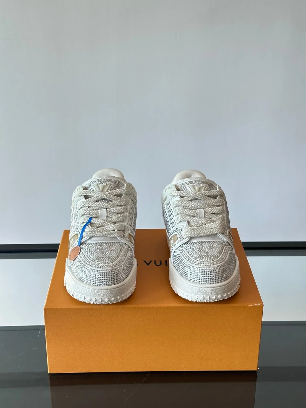 Louis Vuitton Men White Mesh And Leather Sneakers product view 2