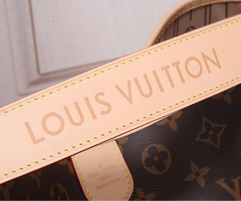 Louis Vuitton Monogram Delightful PM shoulder bag product view 2